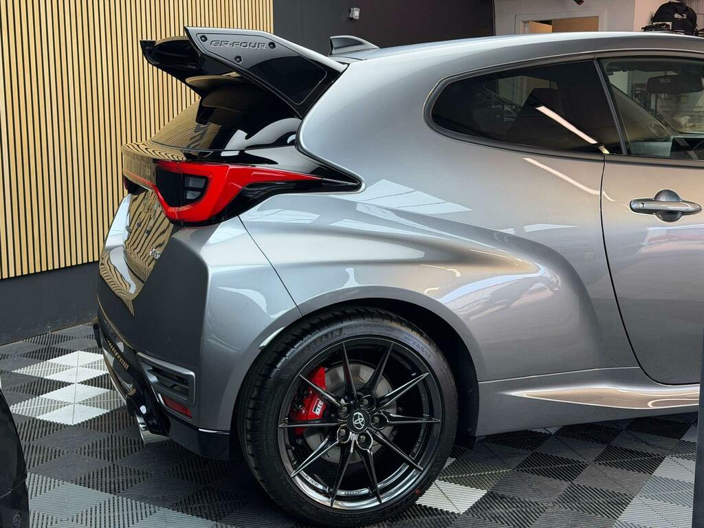 Toyota Yaris Vvt-h Icon Hatchback Grey #33