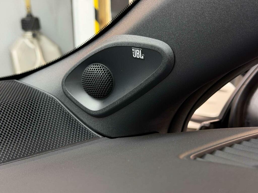 Toyota Yaris Vvt-h Icon Hatchback Grey #13