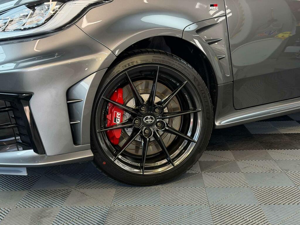 Toyota Yaris Vvt-h Icon Hatchback Grey #15