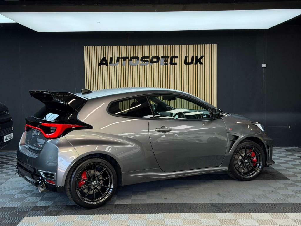 Toyota Yaris Vvt-h Icon Hatchback Grey #39