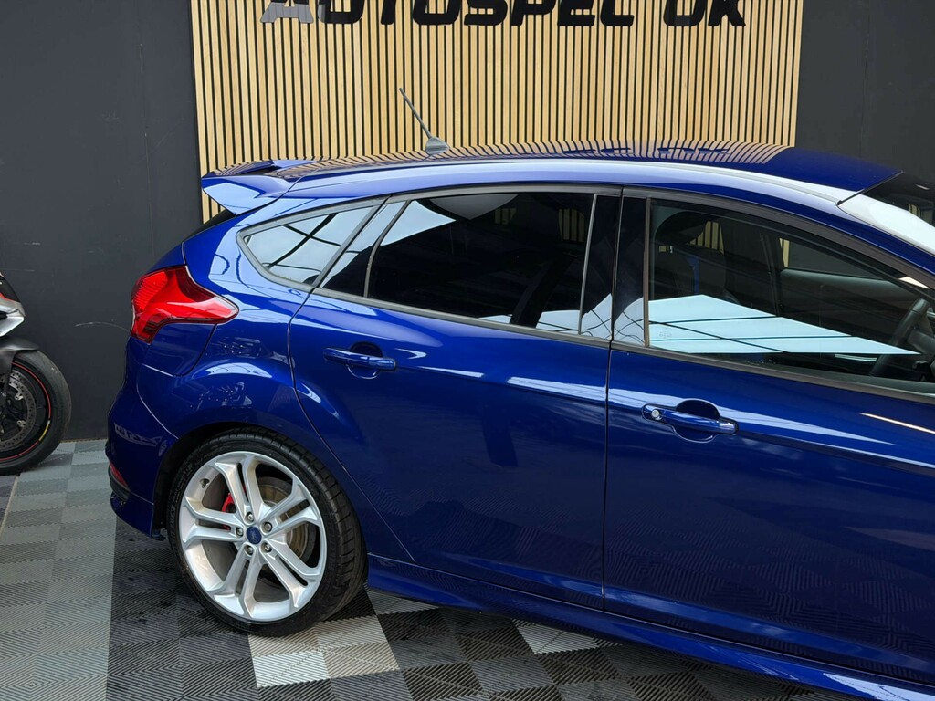Ford Focus 2.0T Ecoboost St-2 Hatchback Eur Blue #6