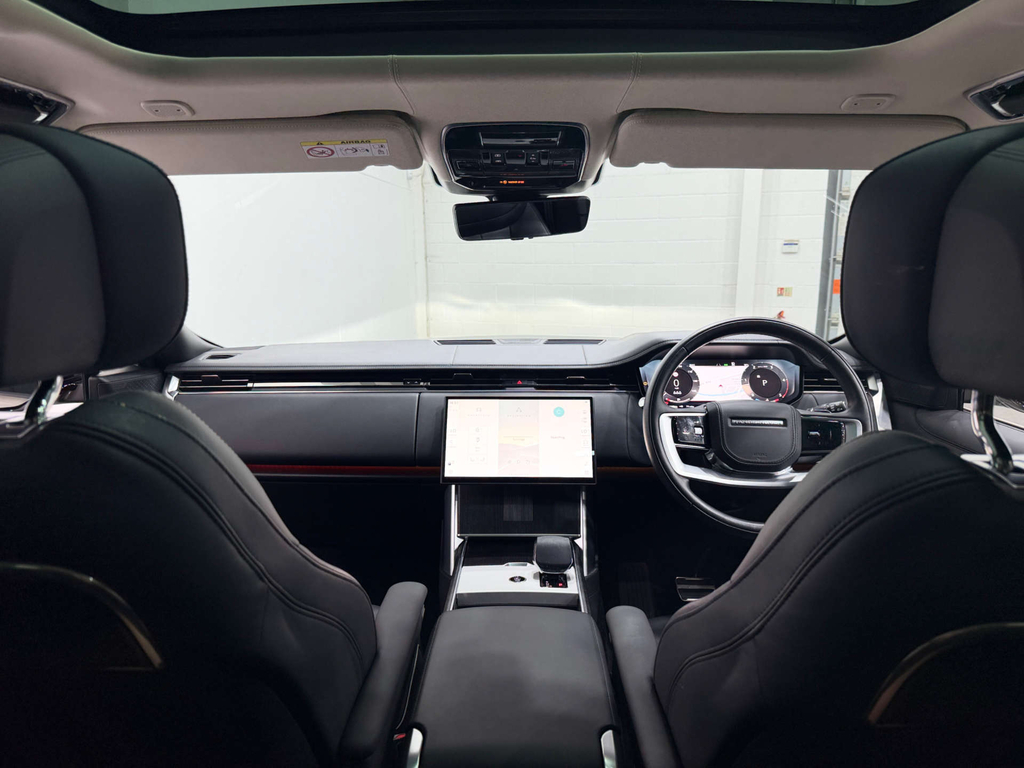 Land Rover Range Rover P550e Autobiography Green #13
