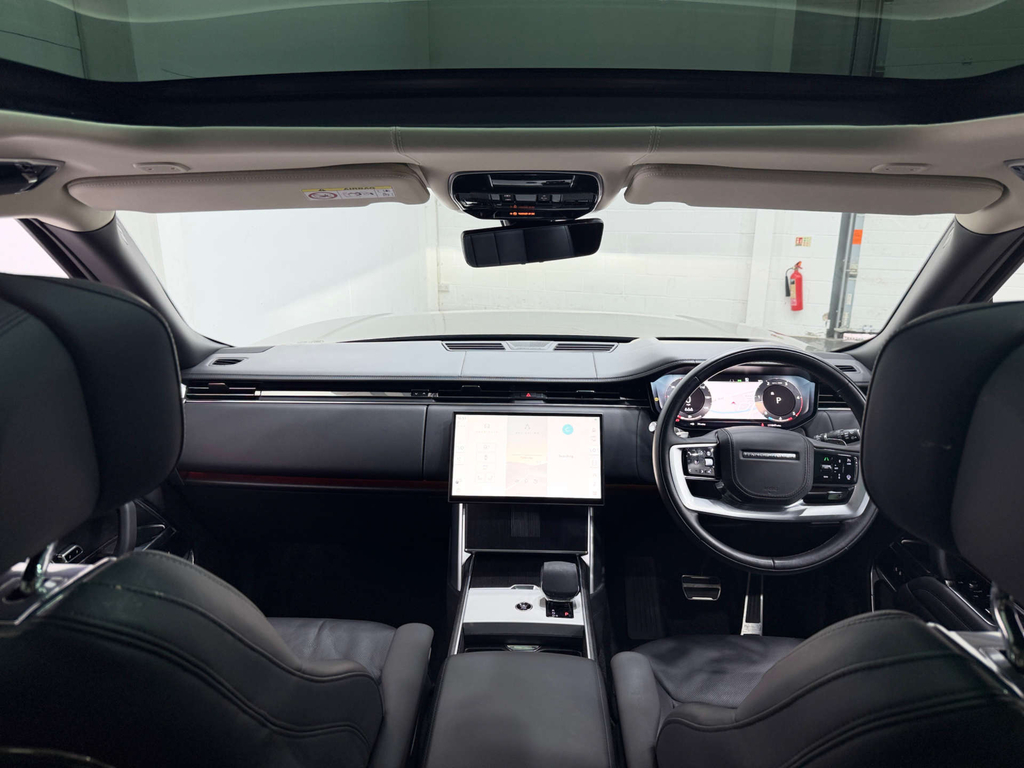 Land Rover Range Rover P550e Autobiography Green #14