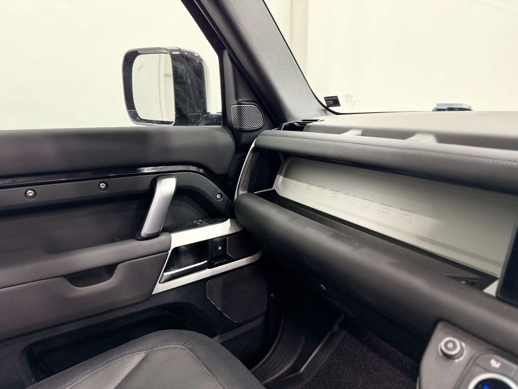 Land Rover Defender Hybrid Grey #33