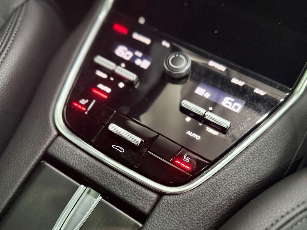 Porsche Panamera 2.9 V6 E-hybrid 17.9Kwh 4 Platinum Edition Saloon Grey #18
