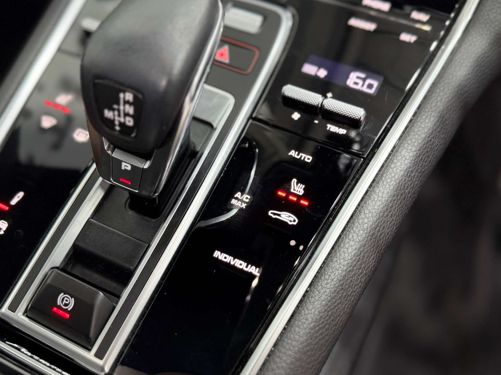 Porsche Panamera 2.9 V6 E-hybrid 17.9Kwh 4 Platinum Edition Saloon Grey #35