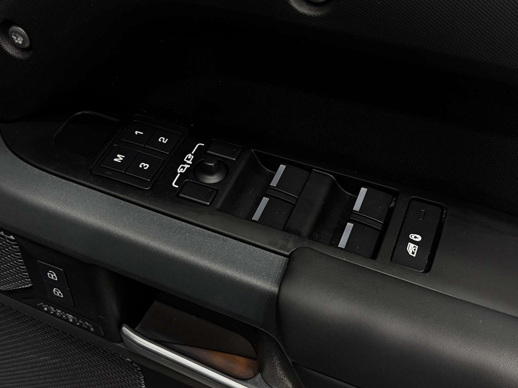 Land Rover Defender 2.0 L Xs Edition Phev 4Wd #29