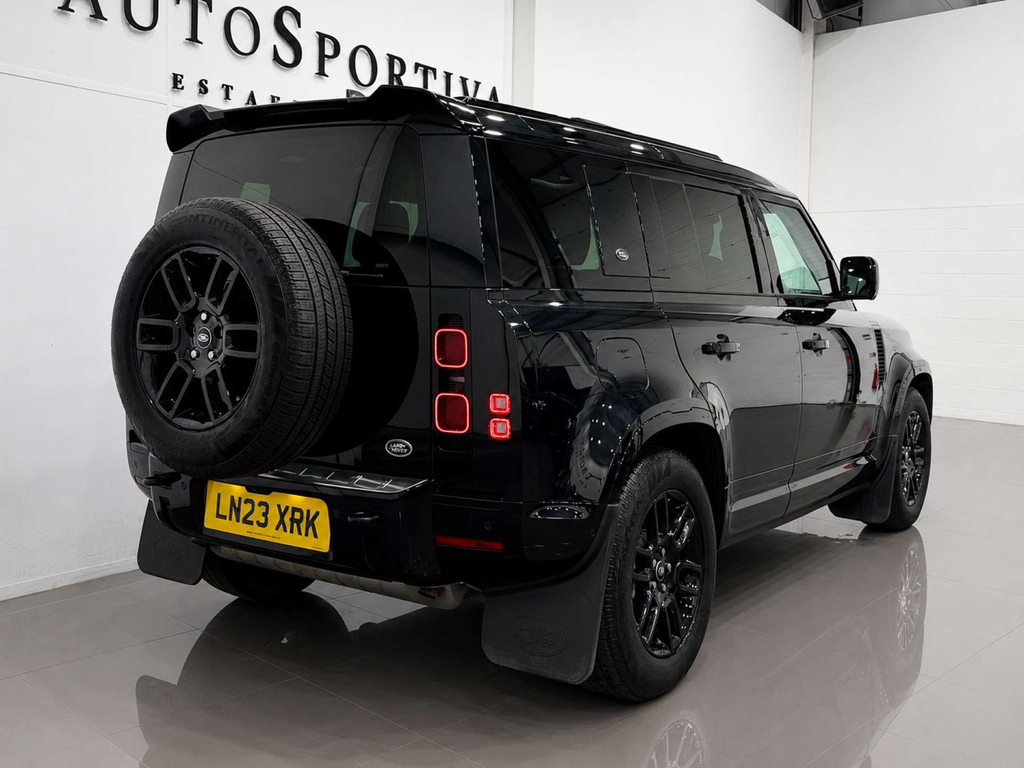 Land Rover Defender 2 L X-dynamic S Phev 4Wd #4