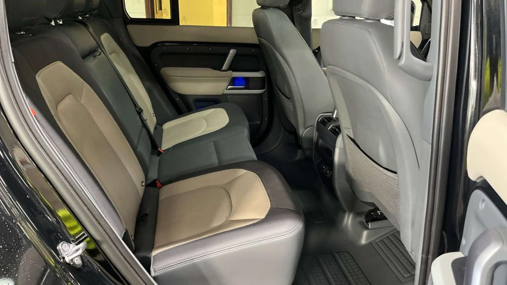 Land Rover Defender 2 L X-dynamic S Phev 4Wd #2