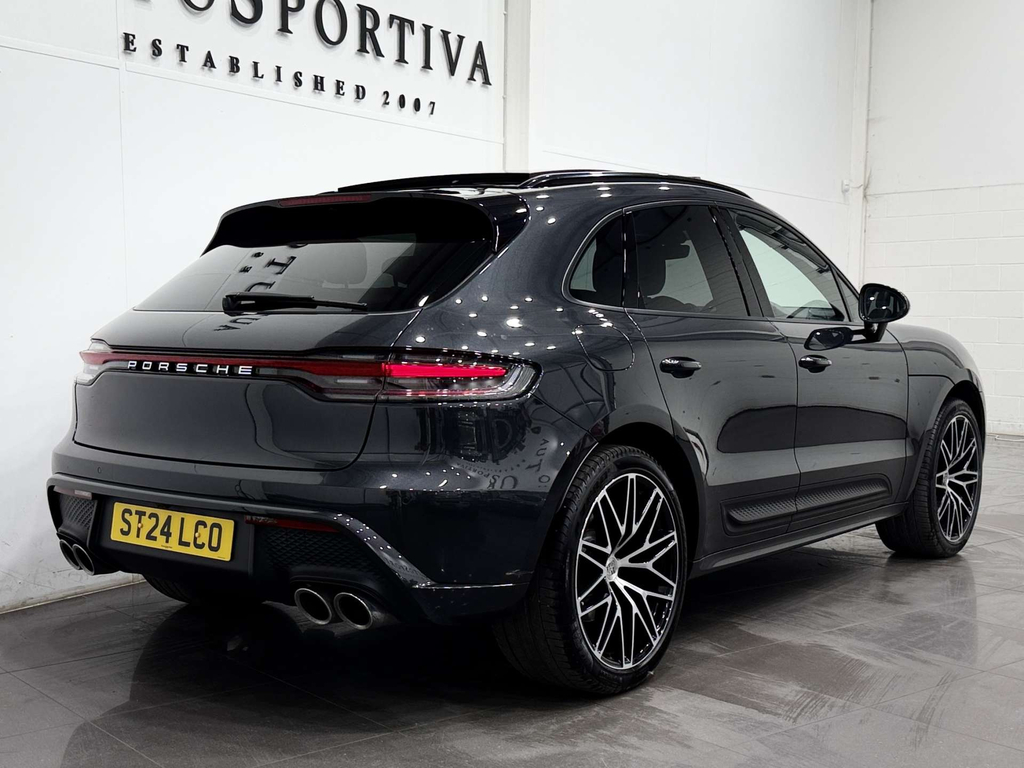 Porsche Macan 2 L 4Wd  #3
