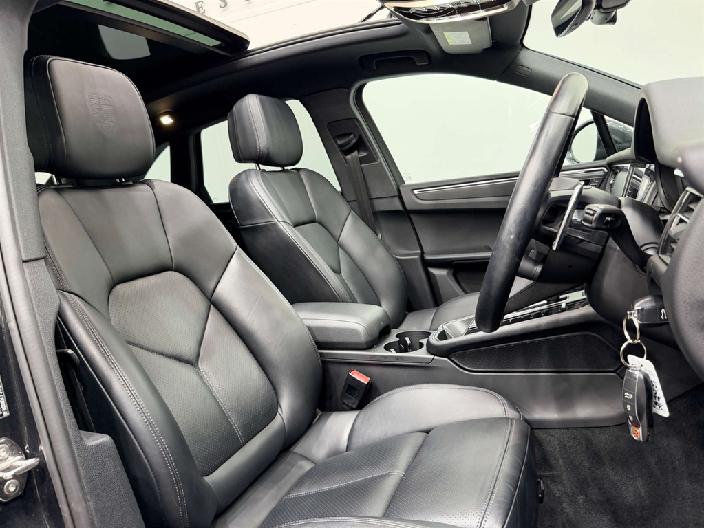 Porsche Macan 2 L 4Wd  #2