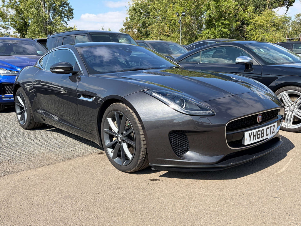 Jaguar F-Type 3 L V6 Grey