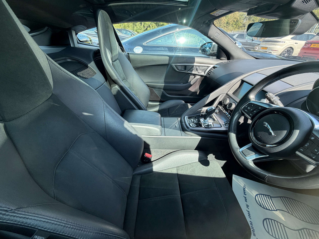 Jaguar F-Type 3 L V6 Grey #2