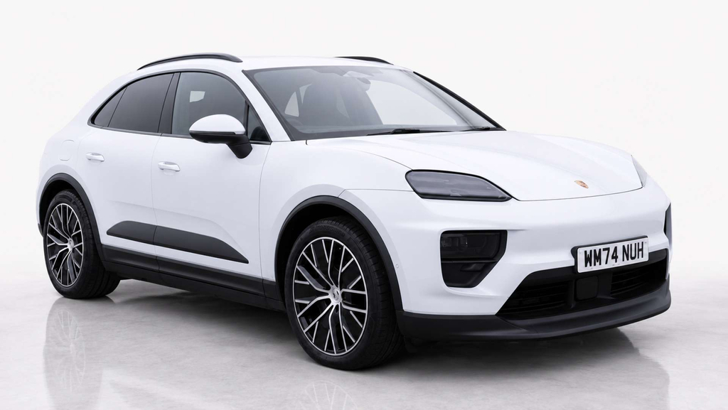 Porsche Macan Electric 