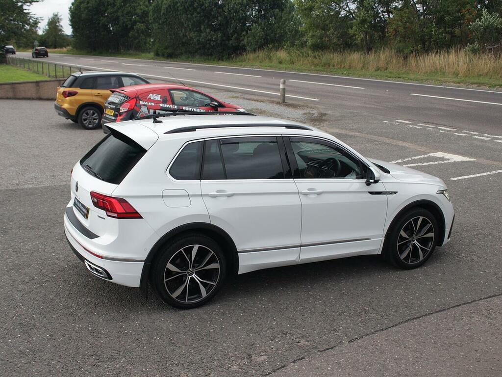 Volkswagen Tiguan R-line White #6