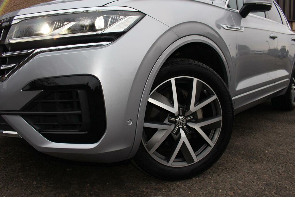 Volkswagen Touareg R-line Tech Silver #5