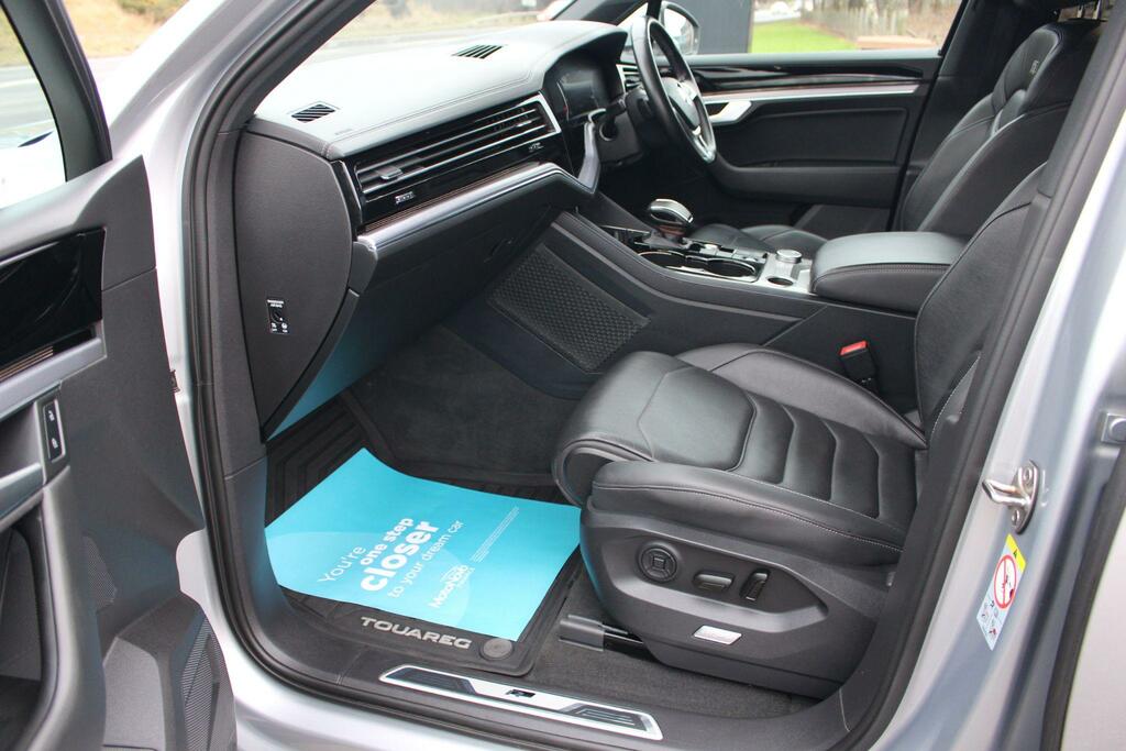 Volkswagen Touareg 3.0 V6 Tdi 4Motion Black Edition Tip White #30