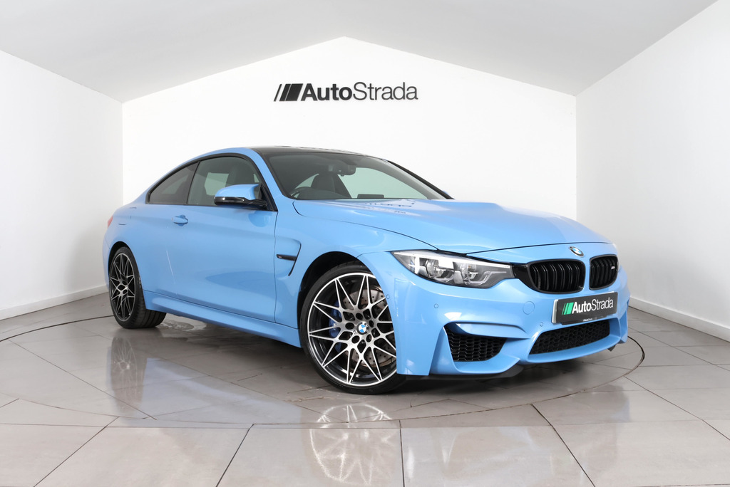 BMW M4 3.0 Competition Coupe Blue