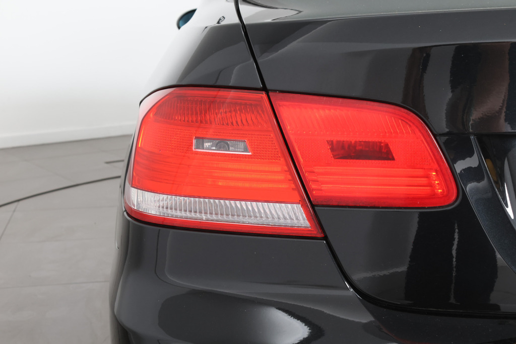 BMW 3 Series 2.0 320D M Sport Euro 5 #49