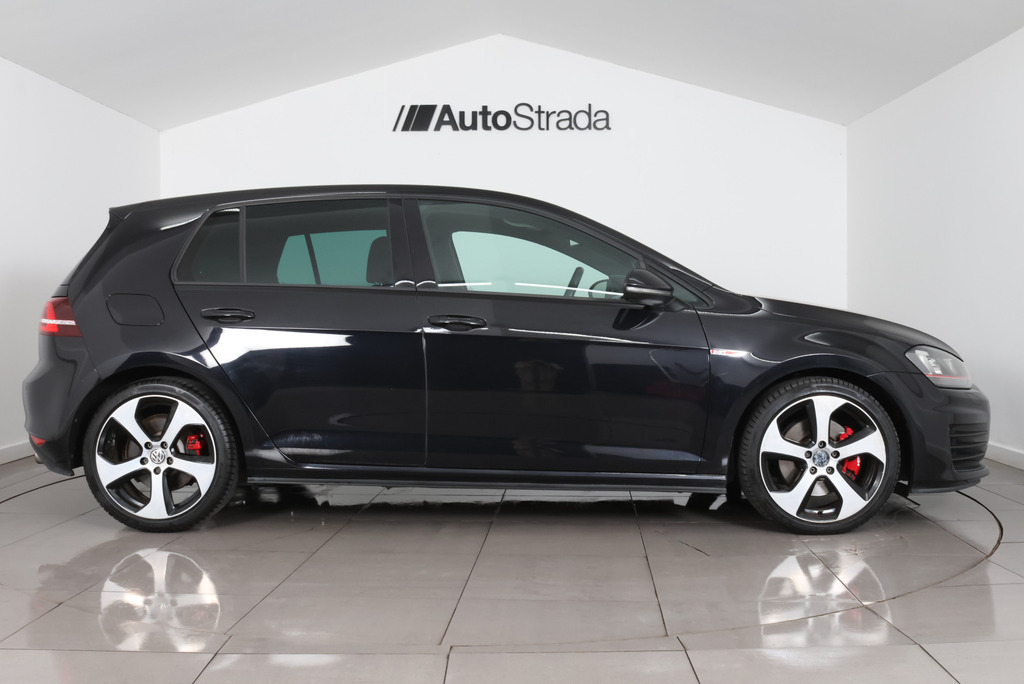 Volkswagen Golf Gti Black #4