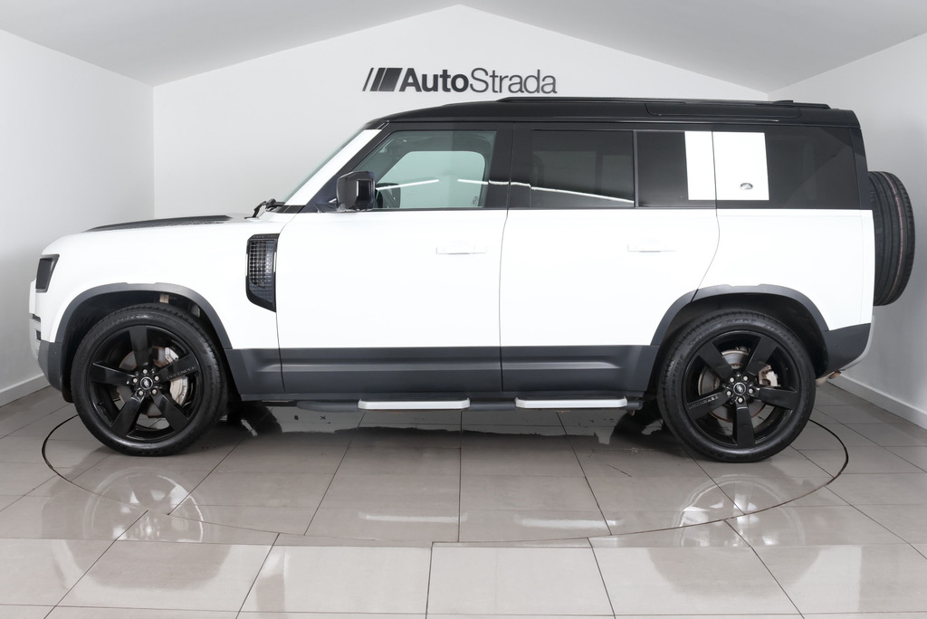 Land Rover Defender 110 3.0 I6 Mhev Se White #6