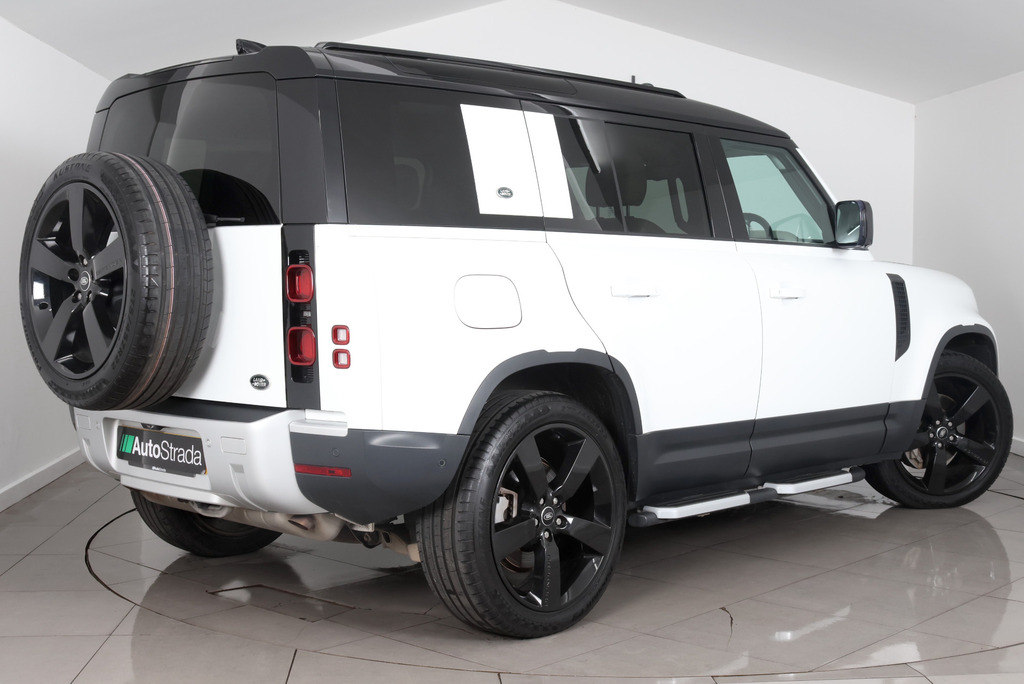 Land Rover Defender 110 2.0 D240 Se 110 6 Seat Black #8