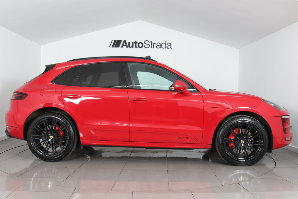 Porsche Macan Gts Pdk SL17ANX Red #4