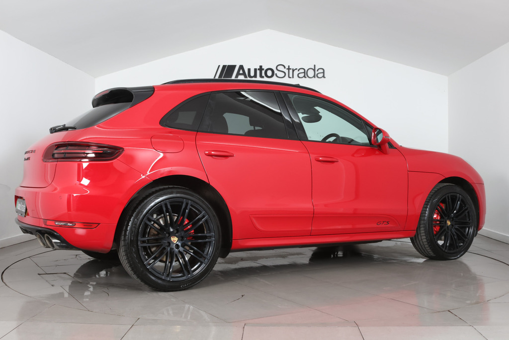 Porsche Macan Gts Pdk SL17ANX Red #5
