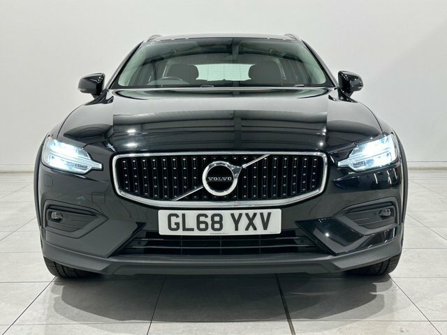 Volvo V60 Cross Country D4 Awd Euro Black #2