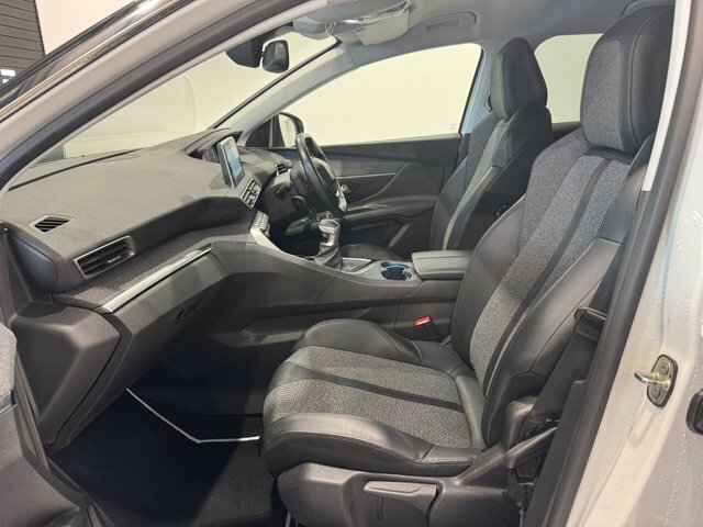 Peugeot 3008 Bluehdi Allure Euro 6 White #2