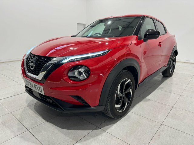 Nissan Juke Dig-t N-connecta Euro 6 Red