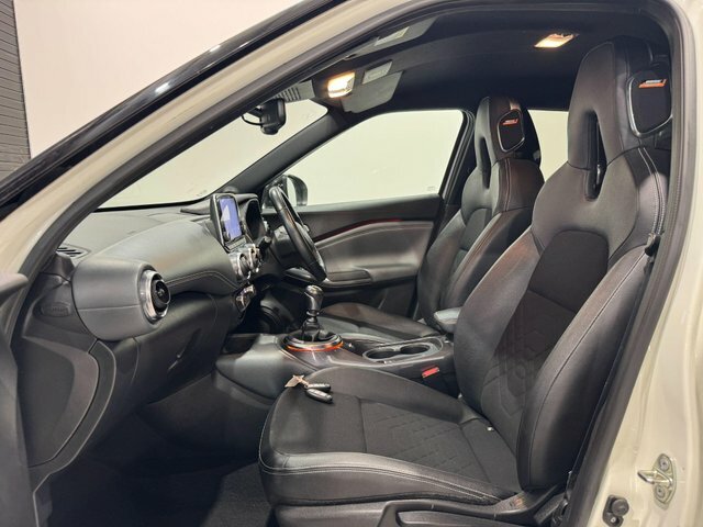 Nissan Juke 1.0 Dig T N Connecta Suv Black #15
