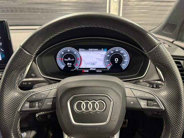 Audi Q5 Tdi 40 Edition 1 Black #3