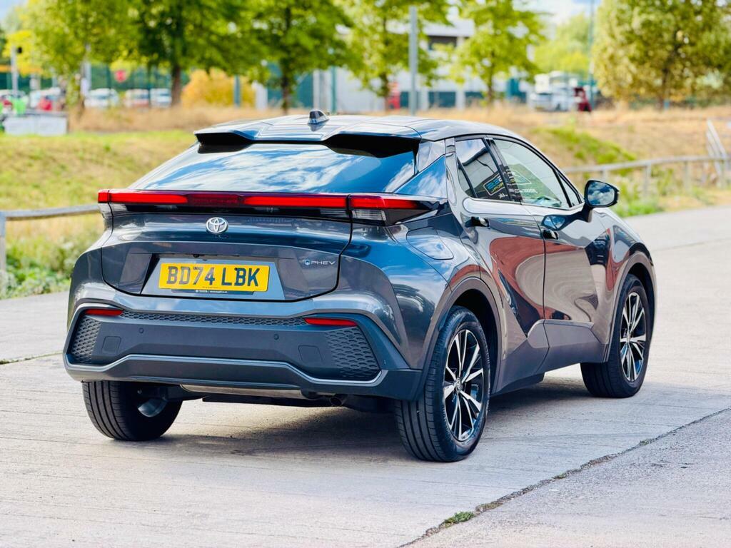 Toyota C-Hr 2.0 Vvt 13.6Kwh Design Cvt Euro 6 S S Grey #3