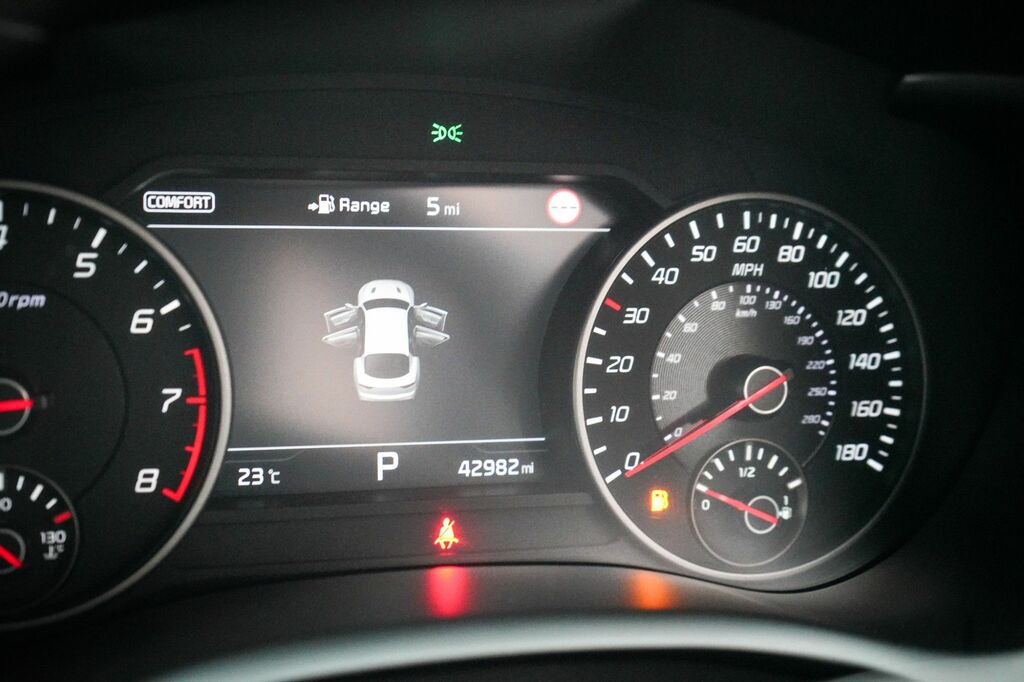 Kia Stinger 3.3 T-gdi 365Bhp Gt S Saloon Grey #37