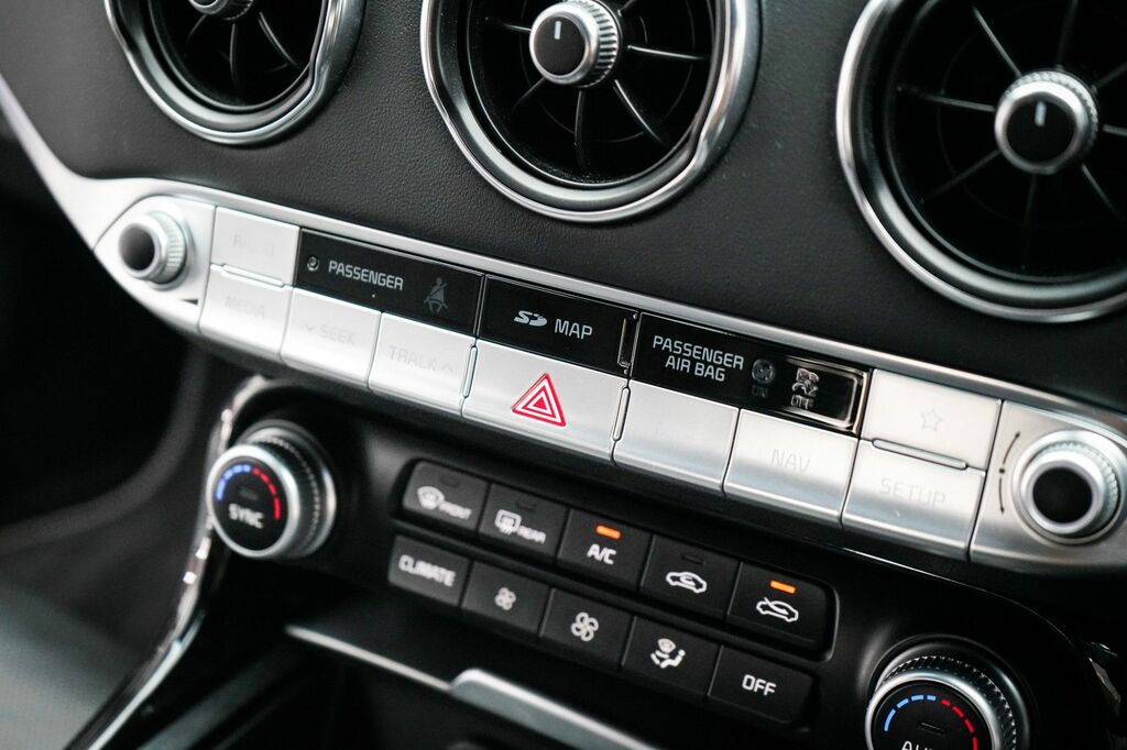 Kia Stinger 3.3 T-gdi 365Bhp Gt S Saloon Grey #43