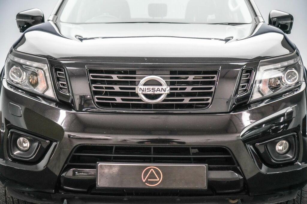 Nissan Navara Navara Double Cab Pick Up Tekna 2.3Dci 190 Tt 4Wd Grey #11