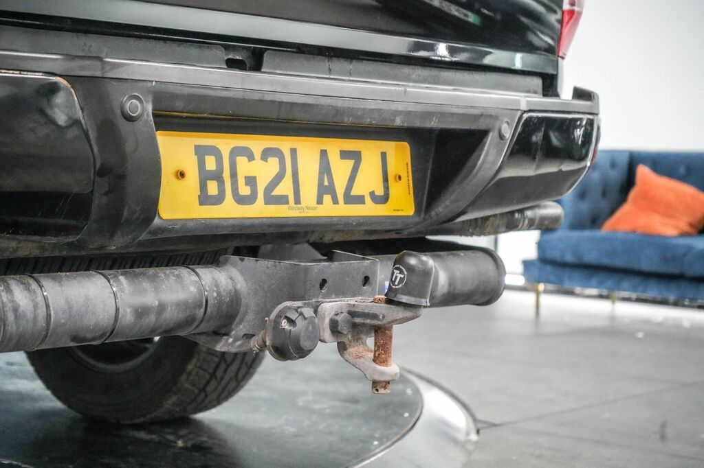 Nissan Navara 2021 2.3 Dci N-guard Pickup Double Cab Black #3