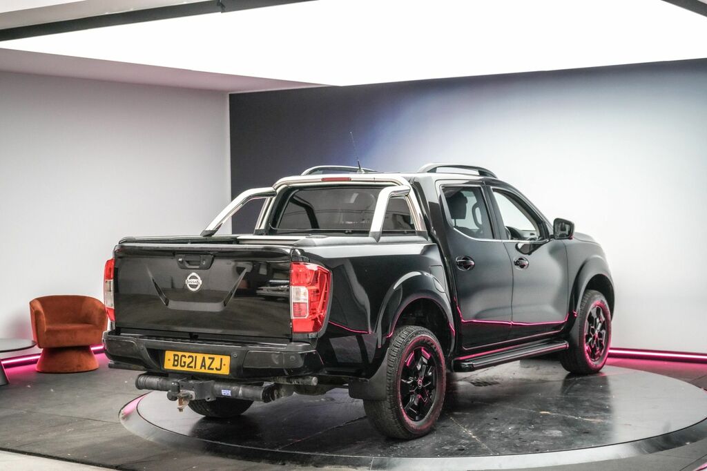 Nissan Navara Navara Double Cab Pick Up Tekna 2.3Dci 190 Tt 4Wd Grey #25