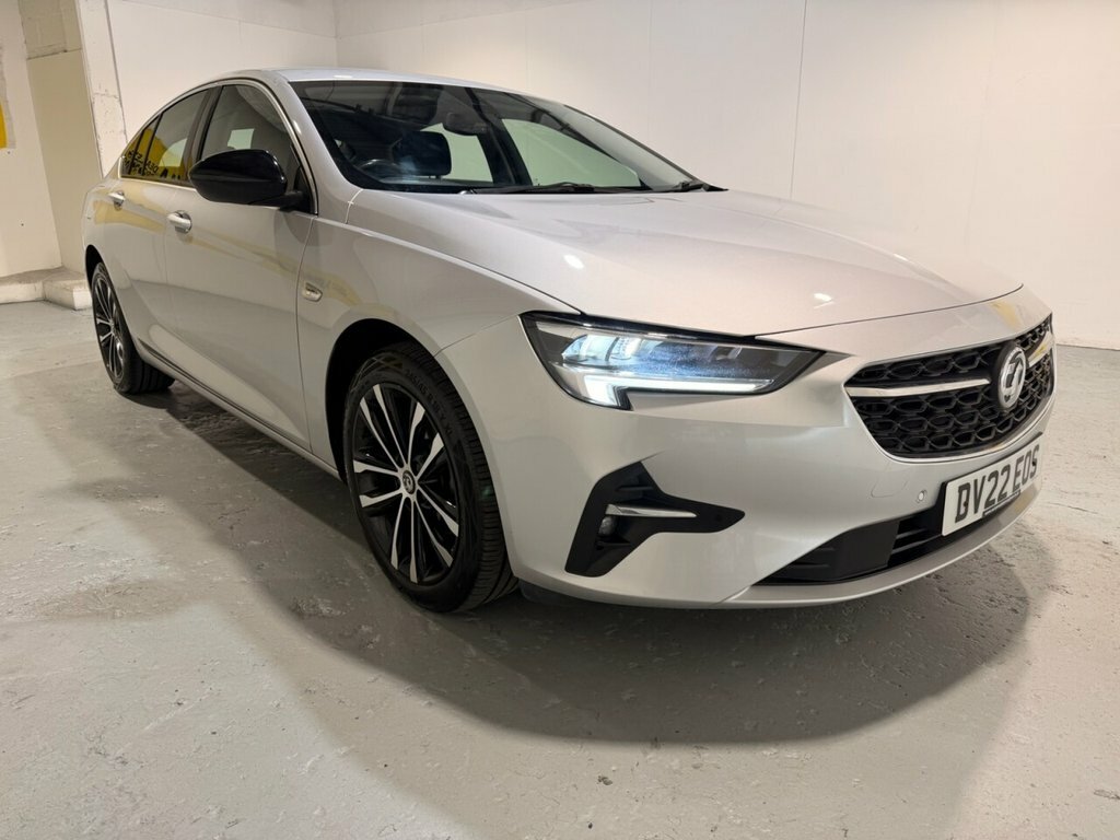 Vauxhall Insignia 1.5L Design Silver