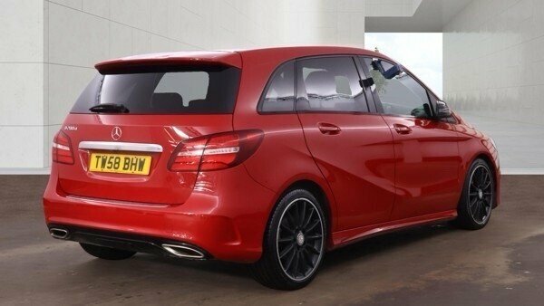 Mercedes-Benz B Class 2.1L Amg Line Red
