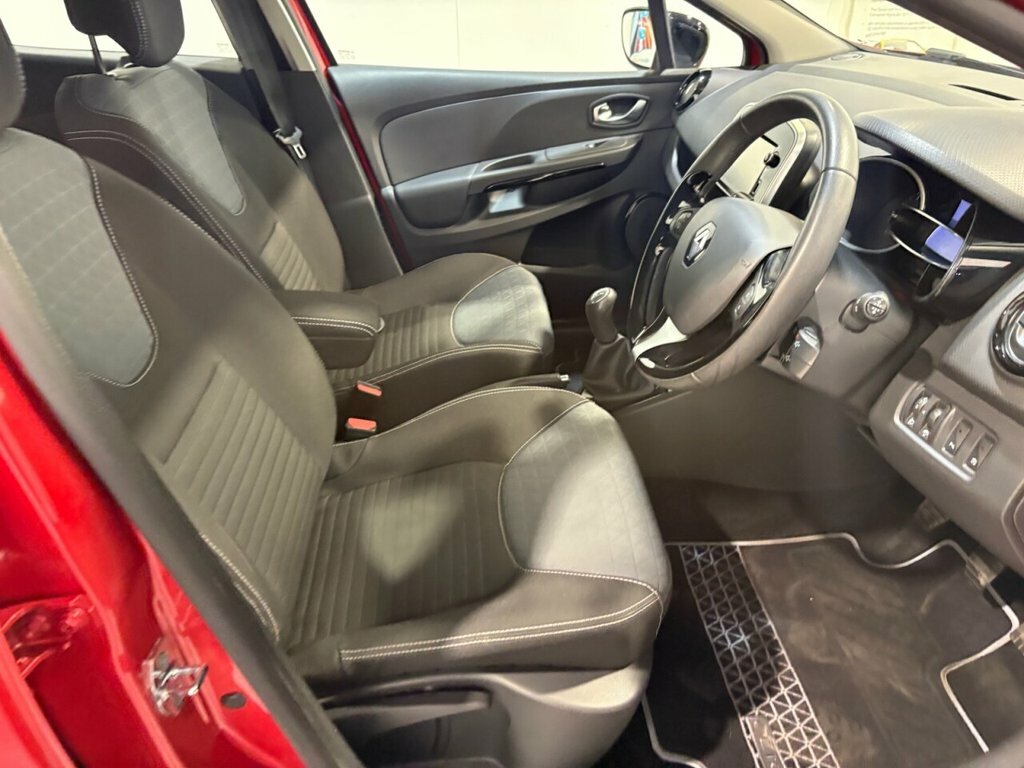 Renault Clio 1.5L Dynamique S Nav Red #3