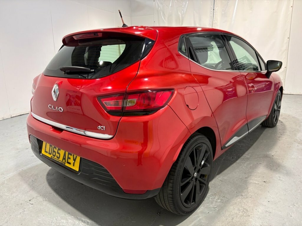 Renault Clio 1.5L Dynamique S Nav Red #2