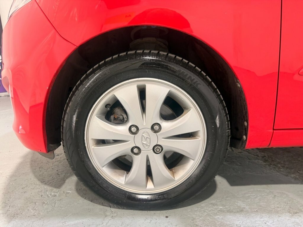 Hyundai I10 1.2 Active Hatchback Euro 5 85 Red #34