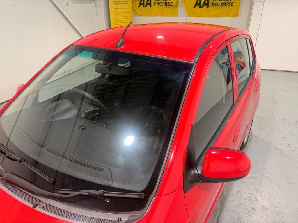 Hyundai I10 1.2 Active Hatchback Euro 5 85 Red #25