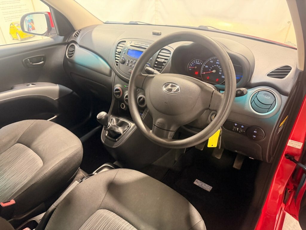 Hyundai I10 1.2 Active Hatchback Euro 5 85 Red #26
