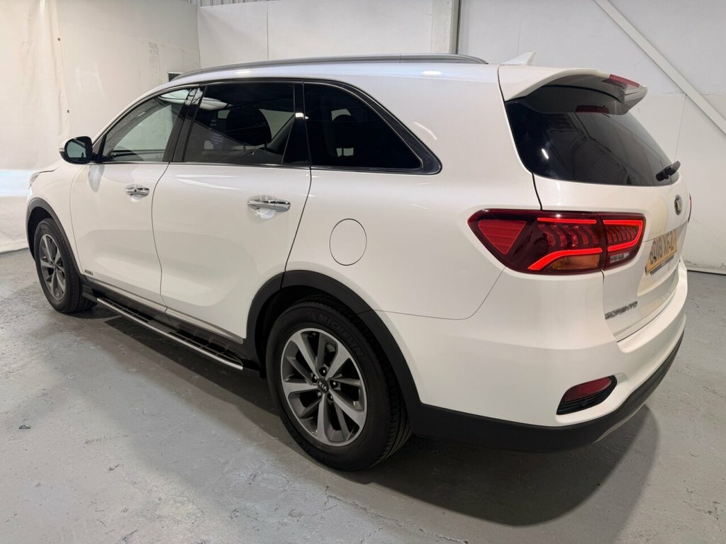 Kia Sorento 2.2L Kx-3 White #2