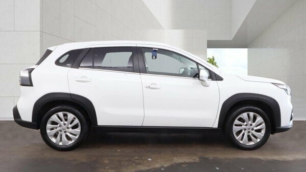 Suzuki S Cross 1.4L Motion White #6
