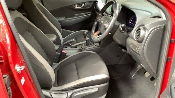 Hyundai Kona 1L Premium Red #4