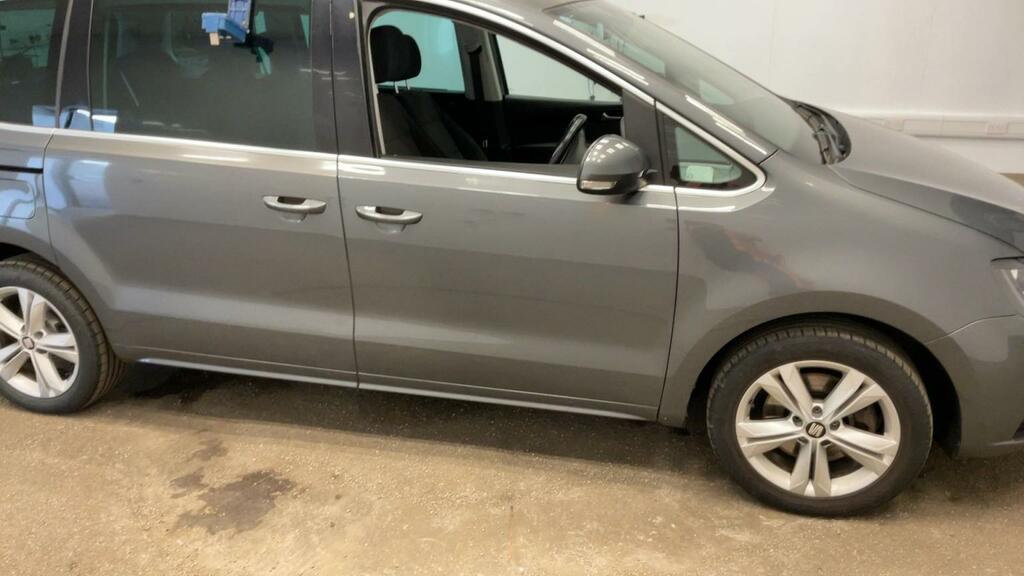 Seat Alhambra 2.0 Tdi Ecomotive Se Grey #3